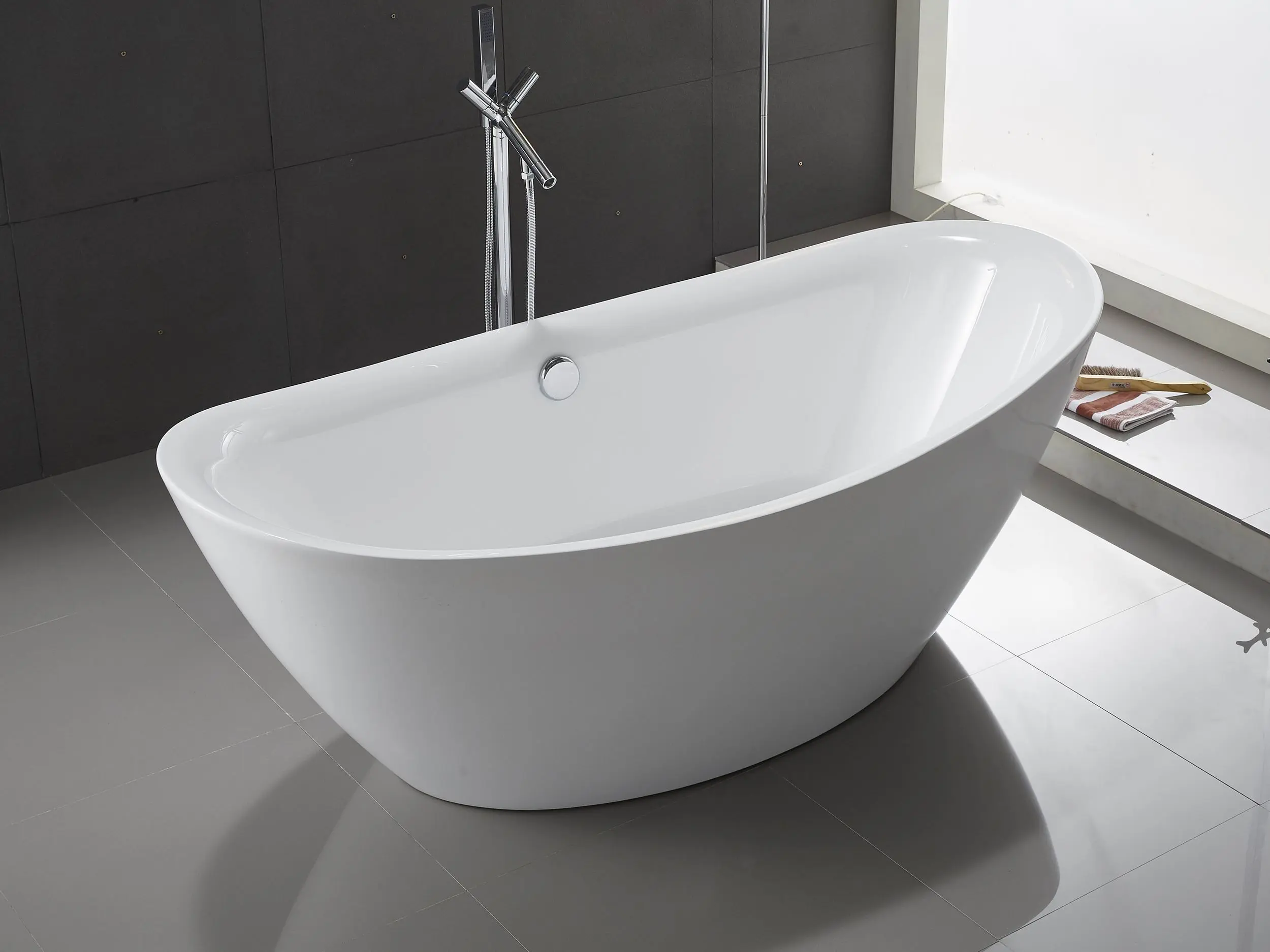Modern Acrylic High Glossy White Standalone Bathtub Large Freestanding Bathtub